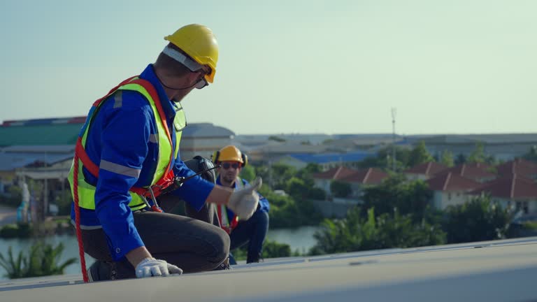 Best Solar Panel Roofing Installation  in Holbrook, NY
